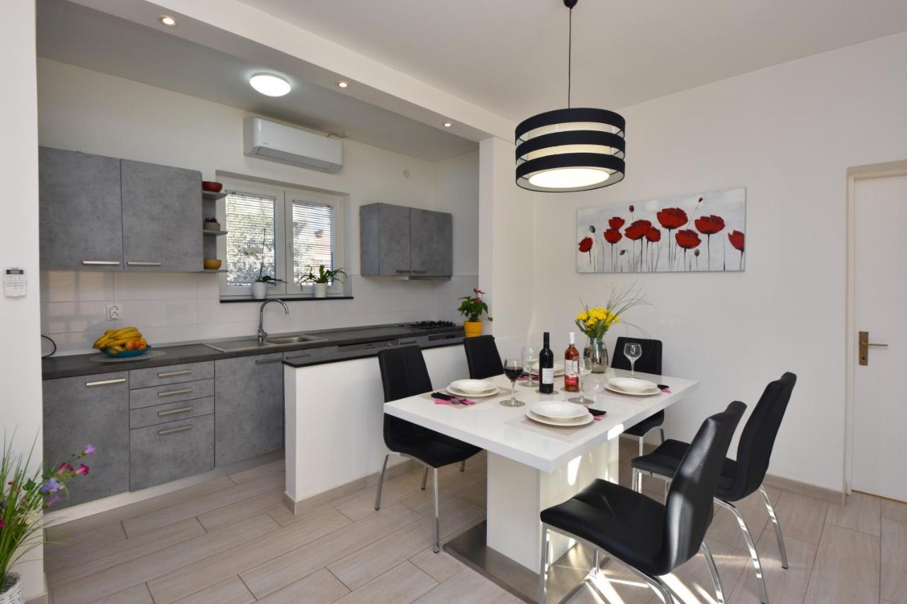 Greenvine Apartment Zadar Exterior photo